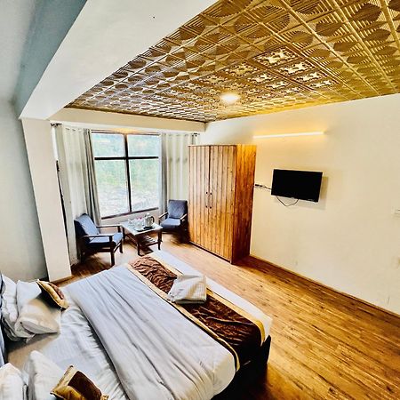 Hotel New # Link Way # Near Zing Bus Stand Манали Экстерьер фото