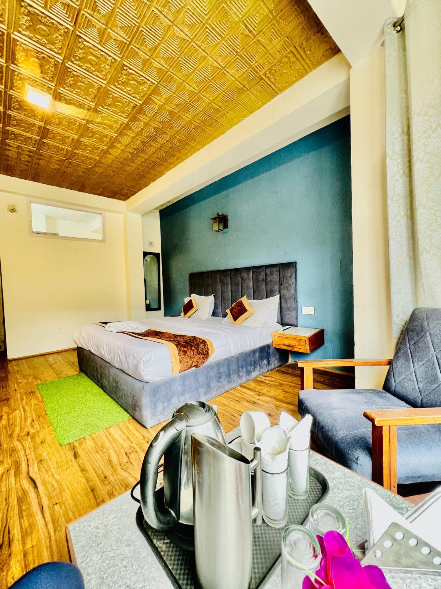 Hotel New # Link Way # Near Zing Bus Stand Манали Экстерьер фото